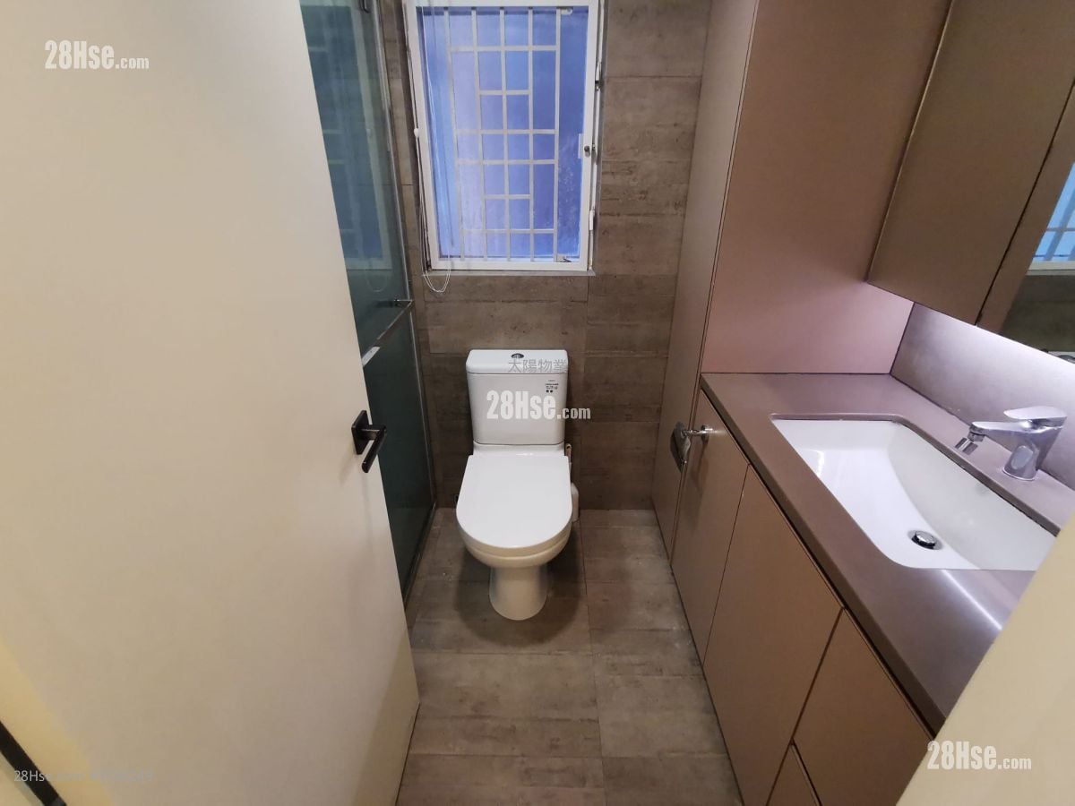 Laguna Verde Sell 4 Bedrooms , 2 Bathrooms 900 ft²