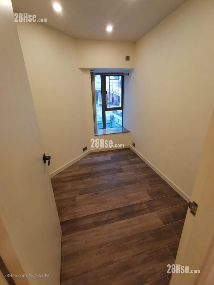 Laguna Verde Sell 4 Bedrooms , 2 Bathrooms 900 ft²