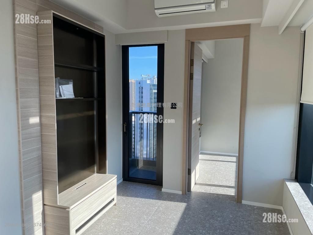 Artisan Garden Sell 1 Bedroom , 1 Bathroom 319 ft²