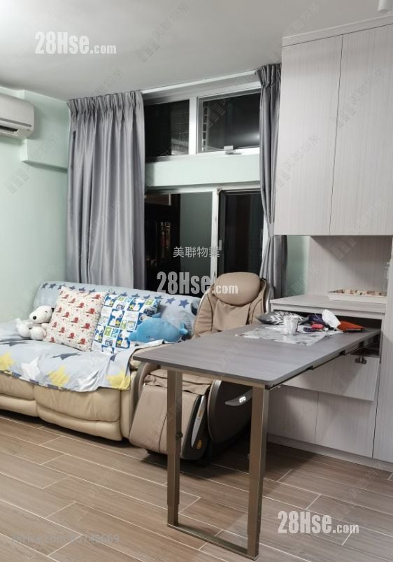King Ming Court Sell 2 Bedrooms , 1 Bathroom 401 ft²