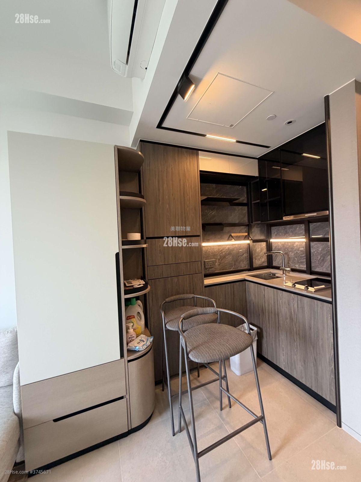 天玺天 售盘 1 房 , 1 浴室 299 平方尺