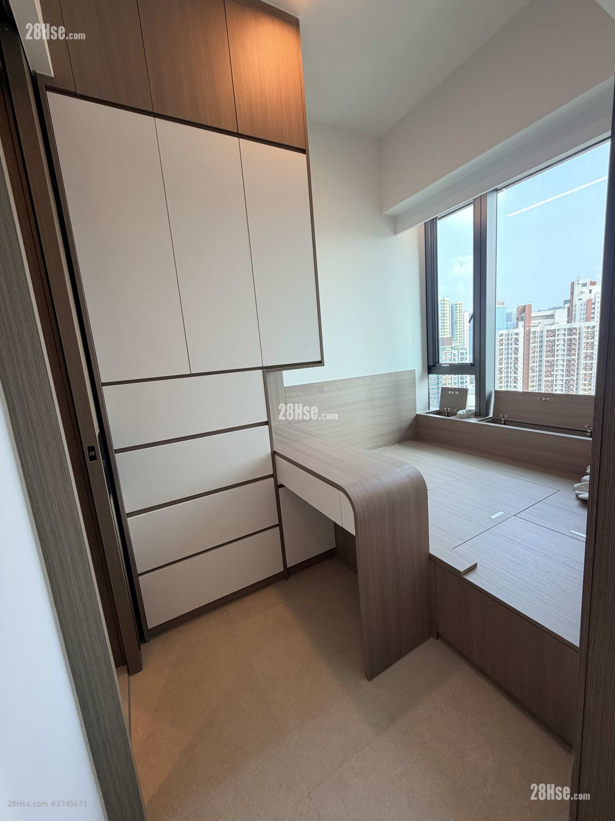 天玺天 售盘 1 房 , 1 浴室 299 平方尺