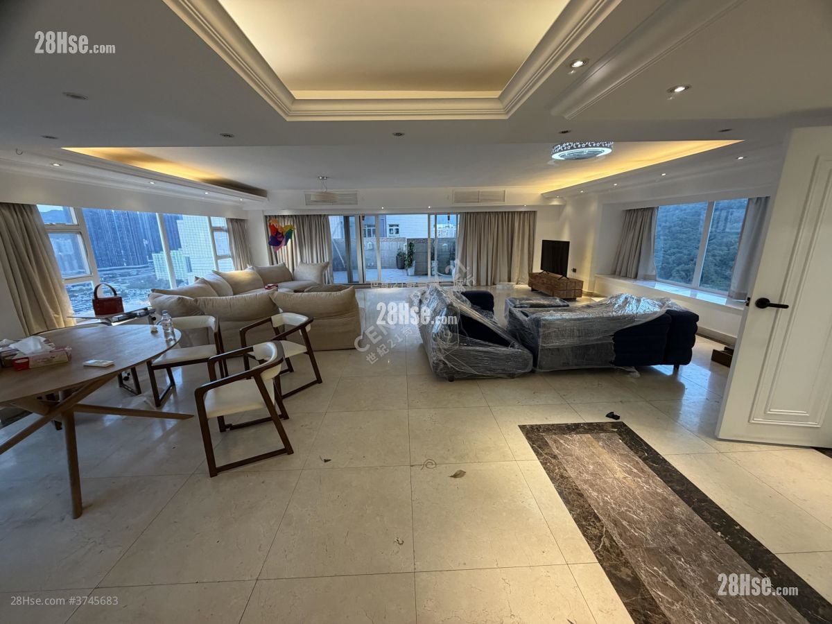 瑞峰花园 售盘 4 房 , 2 浴室 2,279 平方尺