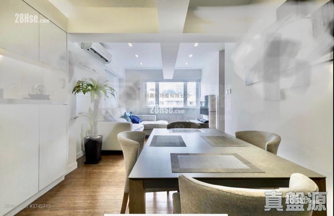 僑冠大廈 售盤 2 房 538 平方呎