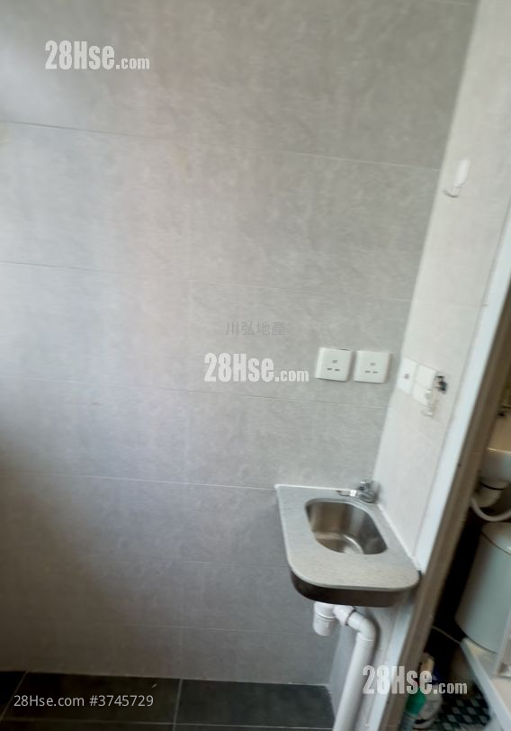 南都大廈 租盤 1 浴室 36 平方呎