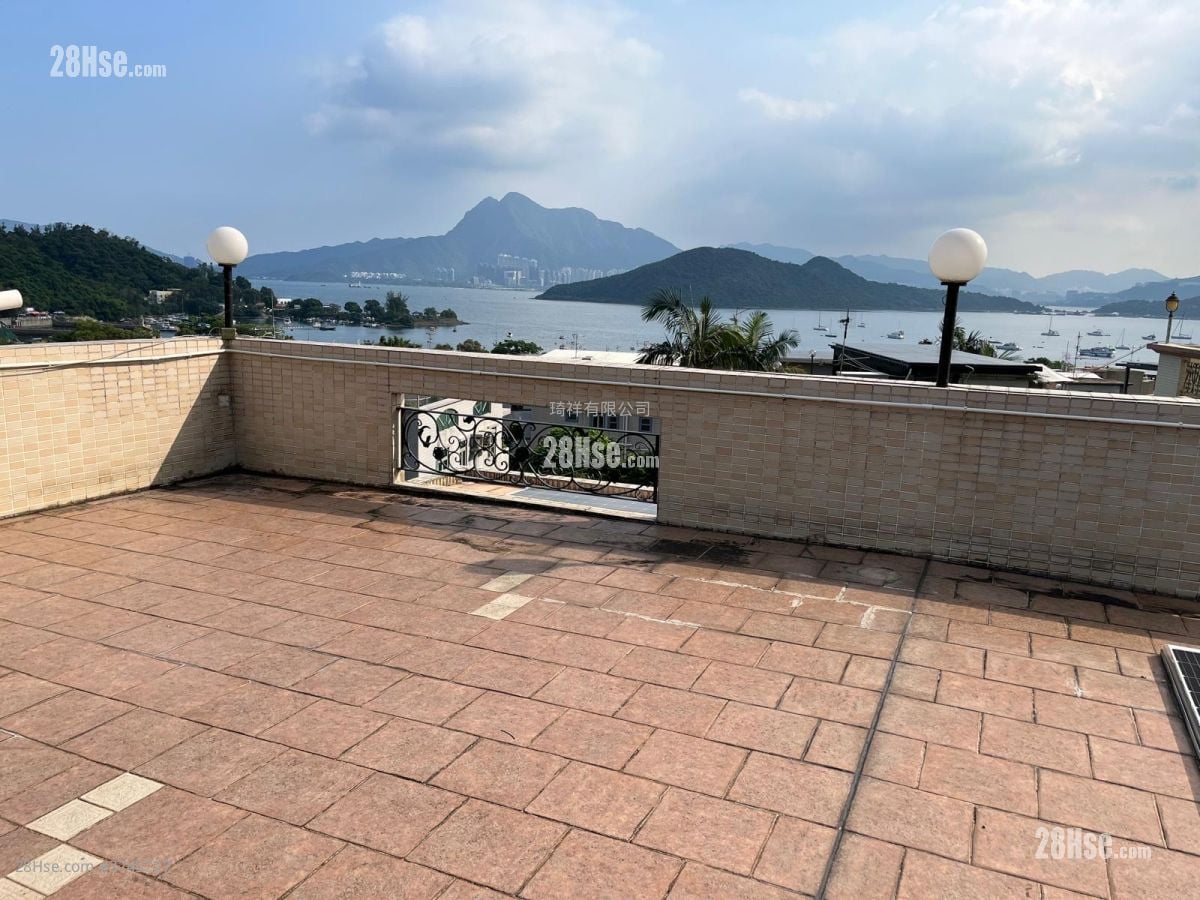 村屋 售盘 4 房 , 2 浴室 1,400 平方尺