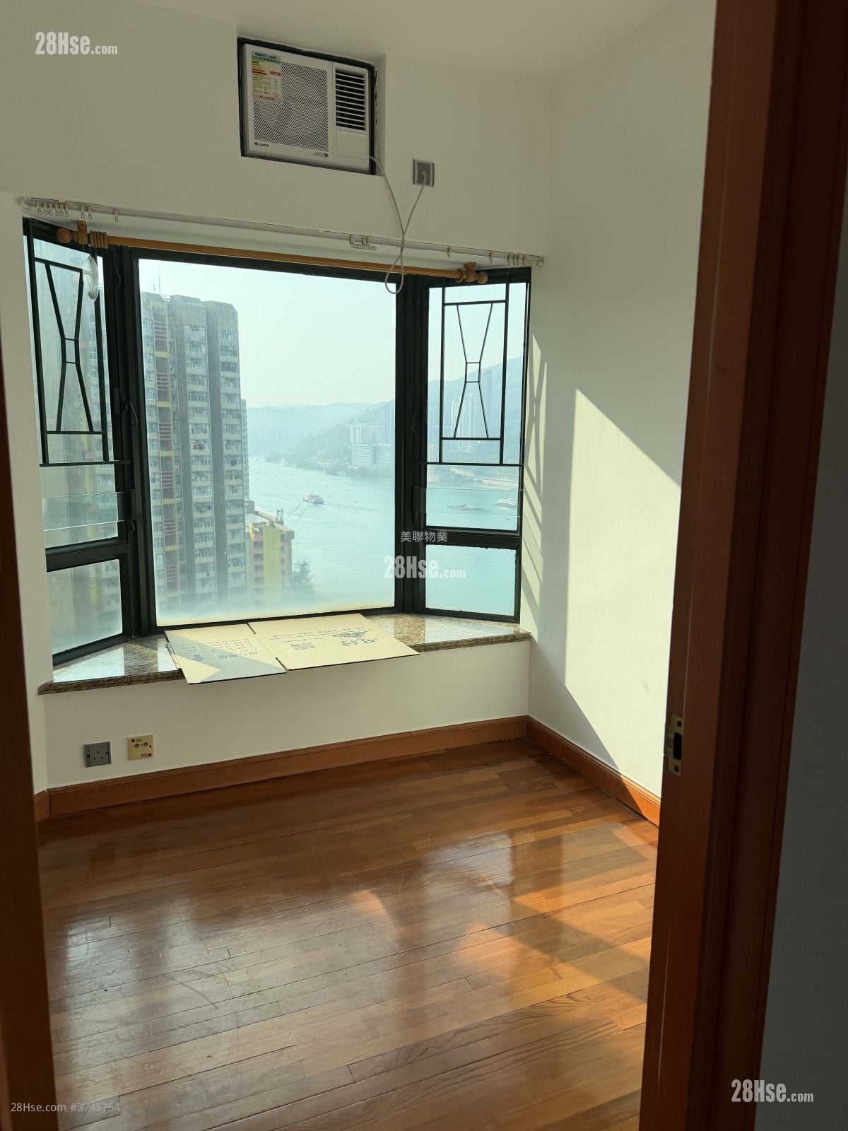 灏景湾 售盘 3 房 , 2 浴室 829 平方尺