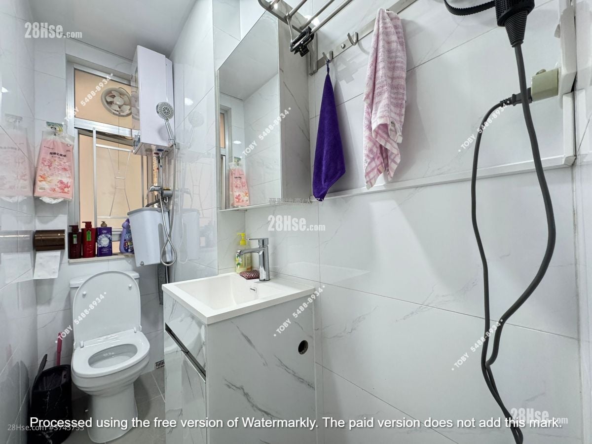 Portland Building Sell 2 Bedrooms , 1 Bathroom 245 ft²