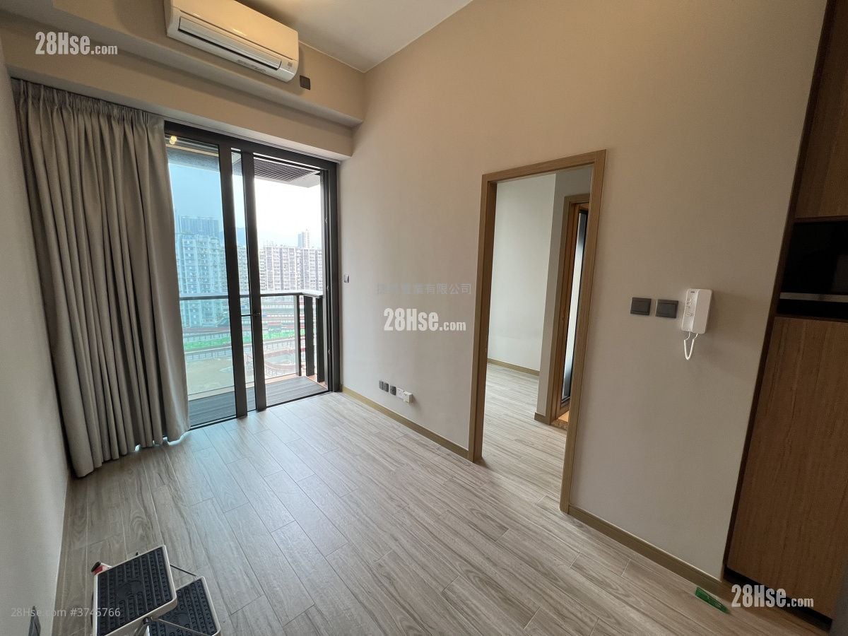 The Vantage Sell 1 Bedroom , 1 Bathroom 268 ft²