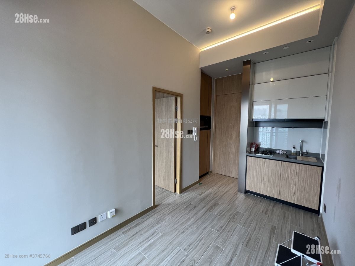 The Vantage Sell 1 Bedroom , 1 Bathroom 268 ft²