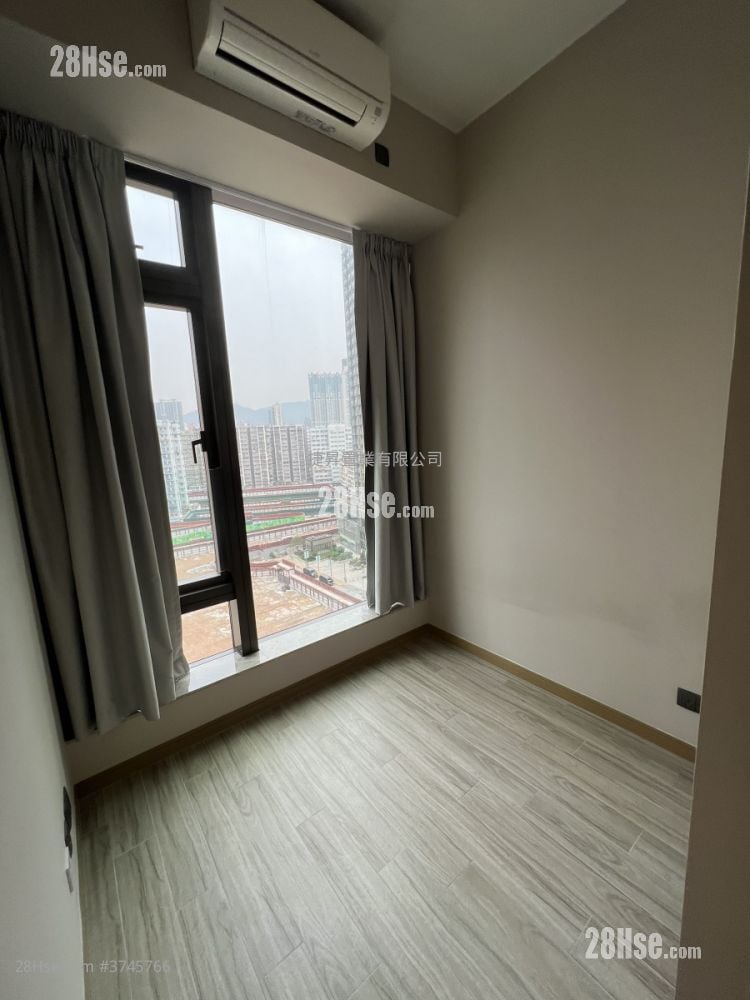 The Vantage Sell 1 Bedroom , 1 Bathroom 268 ft²