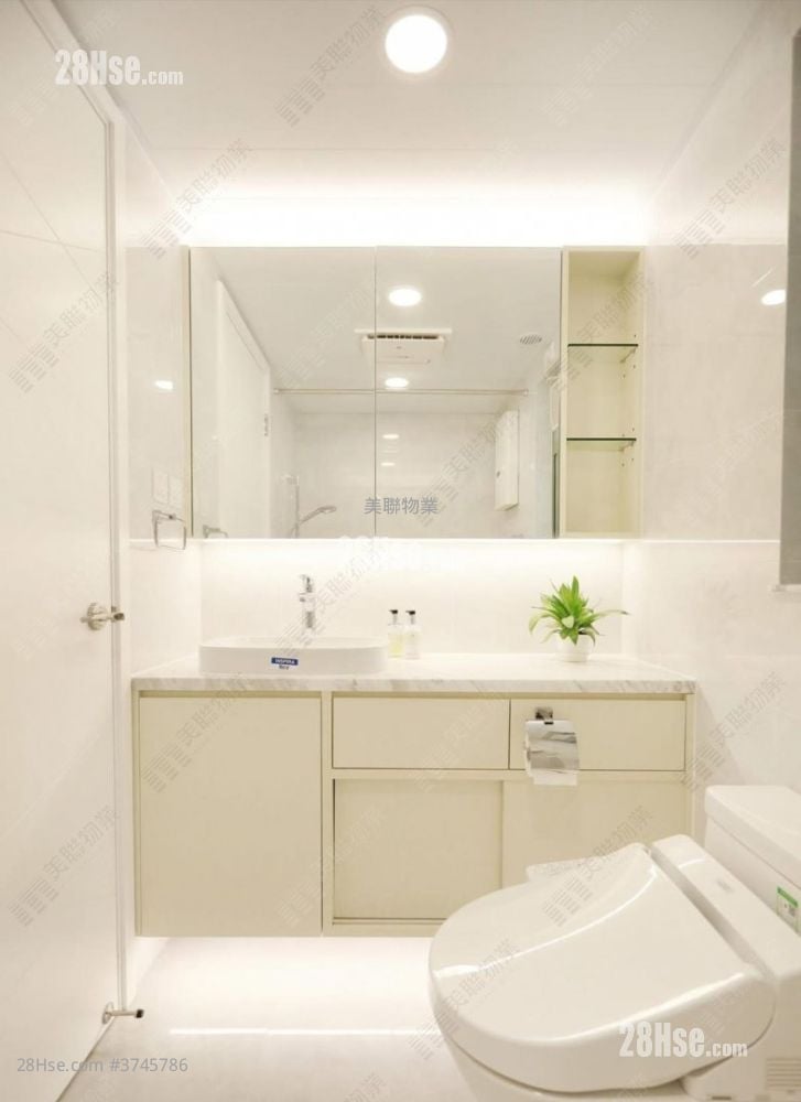 维景湾畔 售盘 3 房 , 2 浴室 638 平方尺