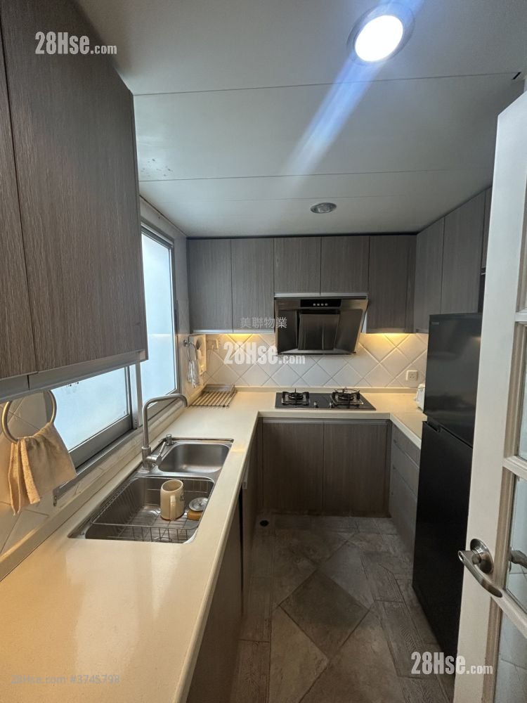 锦绣花园 售盘 4 房 950 平方尺