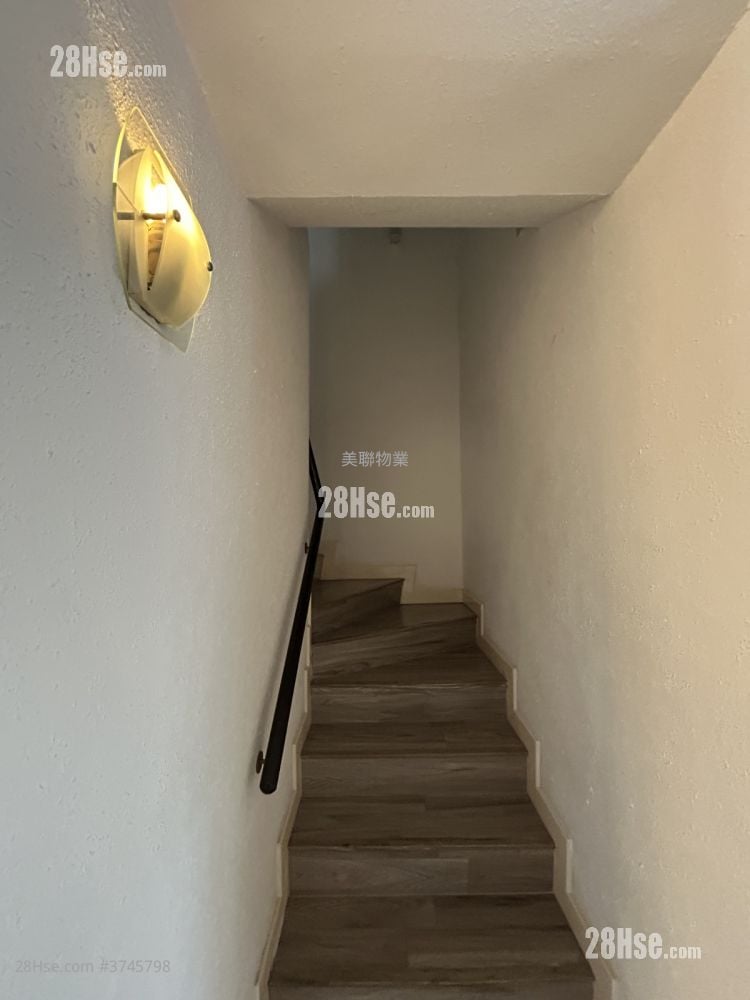 锦绣花园 售盘 4 房 950 平方尺