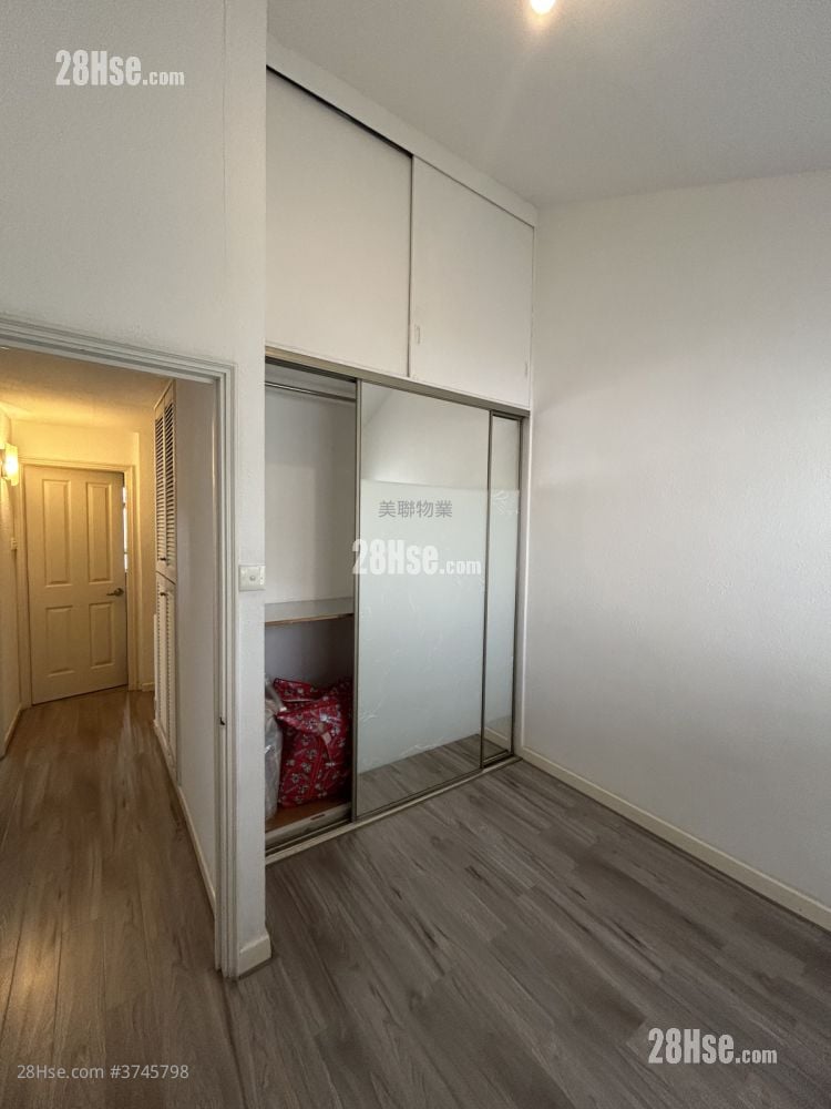 锦绣花园 售盘 4 房 950 平方尺