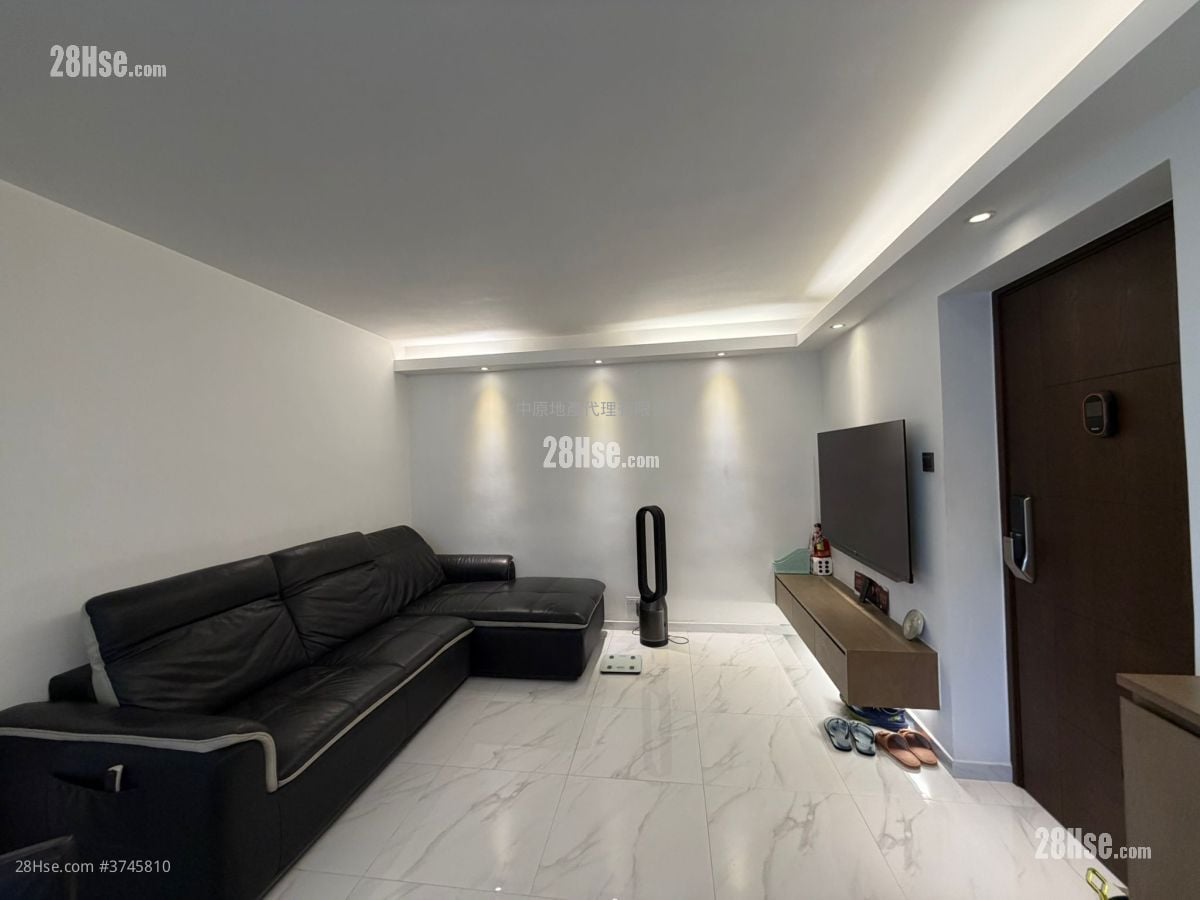 Kornhill Garden Sell 3 Bedrooms , 1 Bathroom 592 ft²