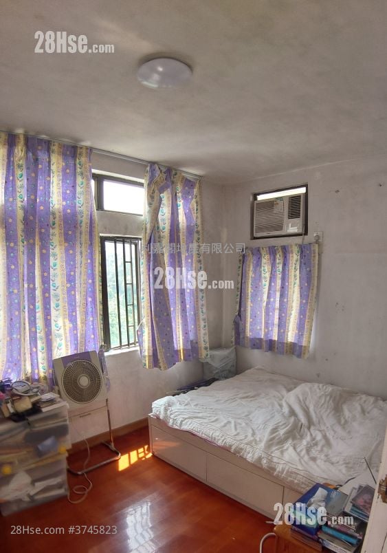 Heng Fa Chuen Sell 3 Bedrooms 837 ft²