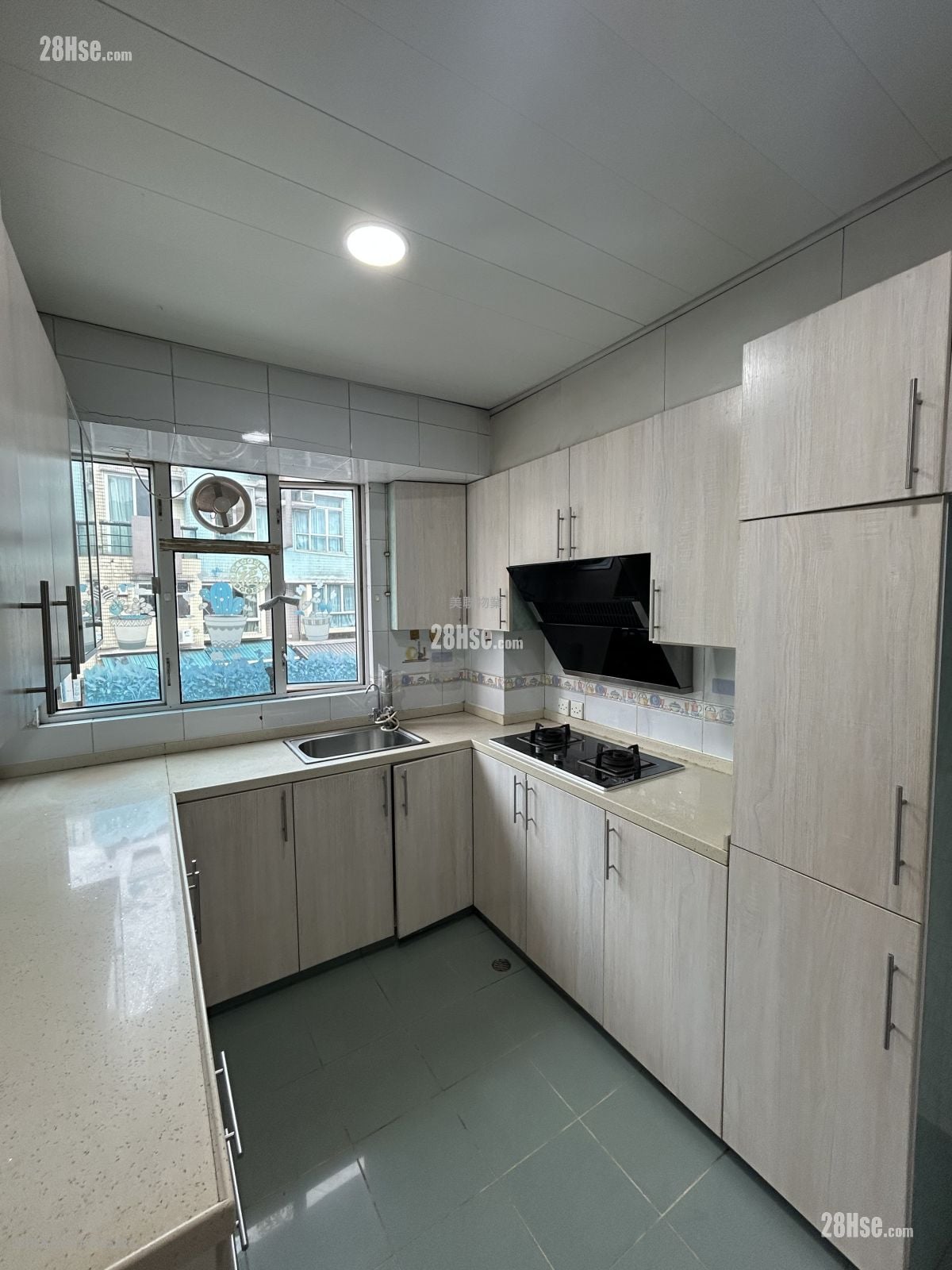 加州豪园 售盘 3 房 1,348 平方尺