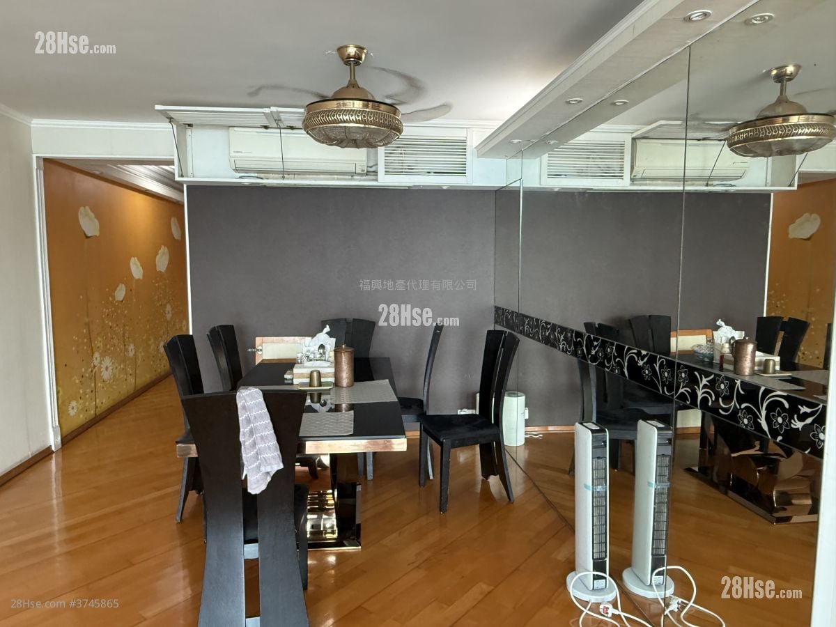 海逸豪園 售盤 3 房 , 2 浴室 1,104 平方呎