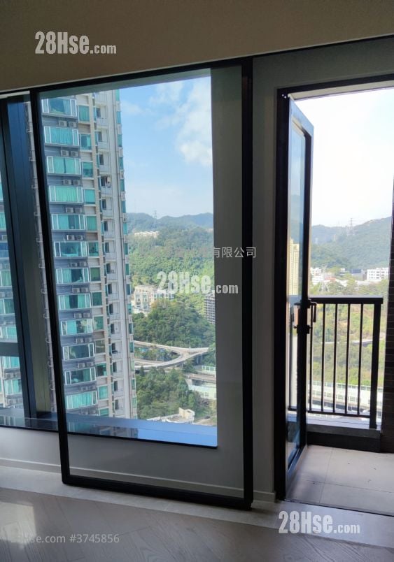 柏傲庄 租盘 671 平方尺