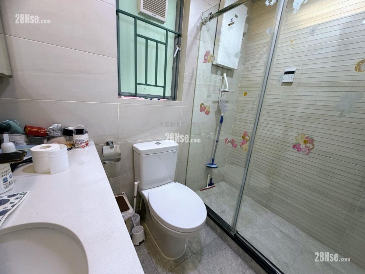 Ocean Shores Sell 2 Bedrooms , 2 Bathrooms 765 ft²