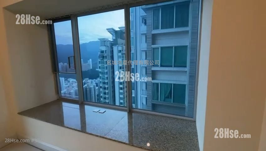 名城 售盘 4 房 , 2 浴室 958 平方尺