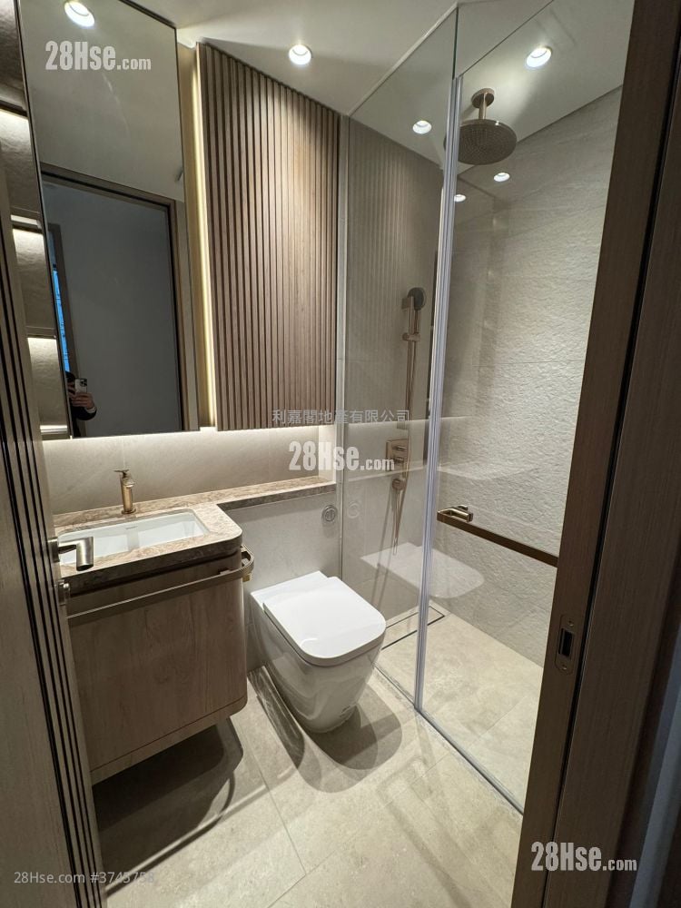 101 Kings Road 售盘 2 房 399 平方尺