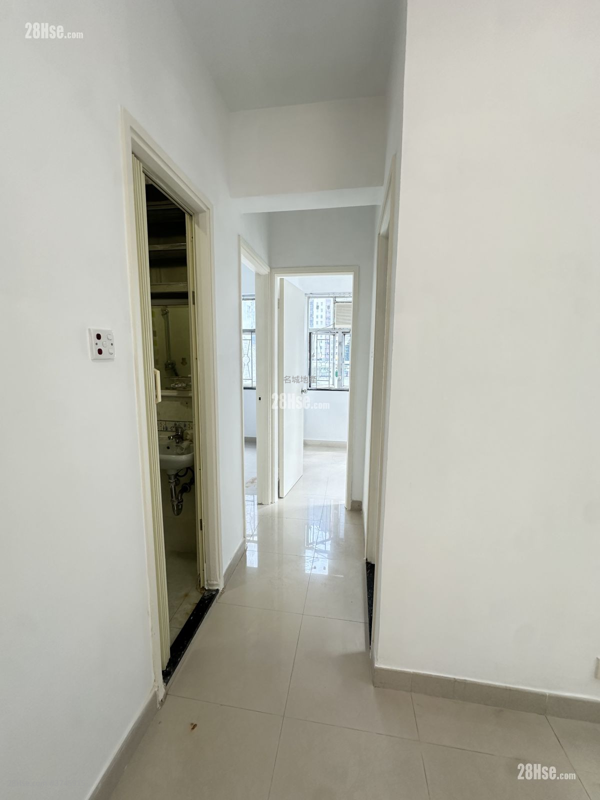 安泰樓 租盤 2 房