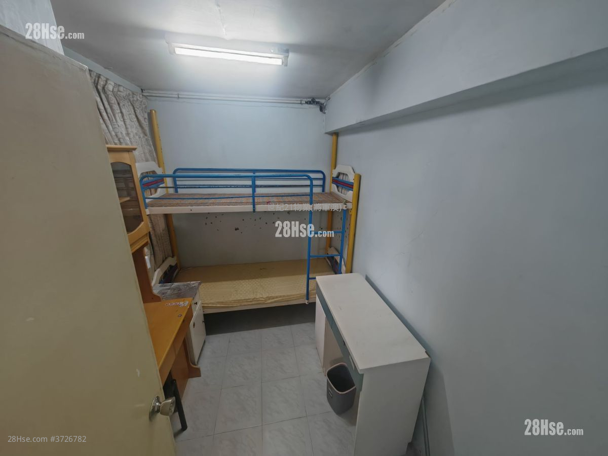 翠林邨 售盤 381 平方呎