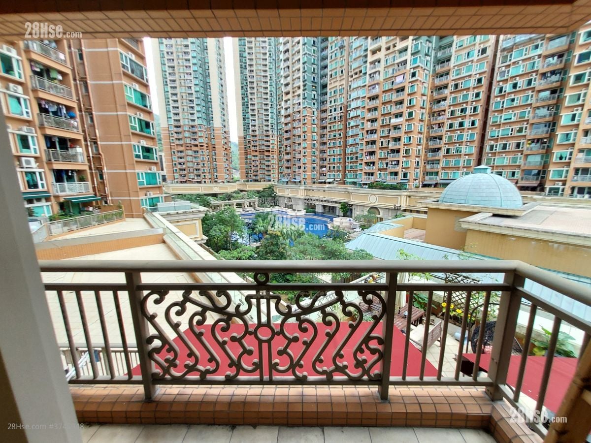 Metro Town Sell 3 Bedrooms , 2 Bathrooms 638 ft²