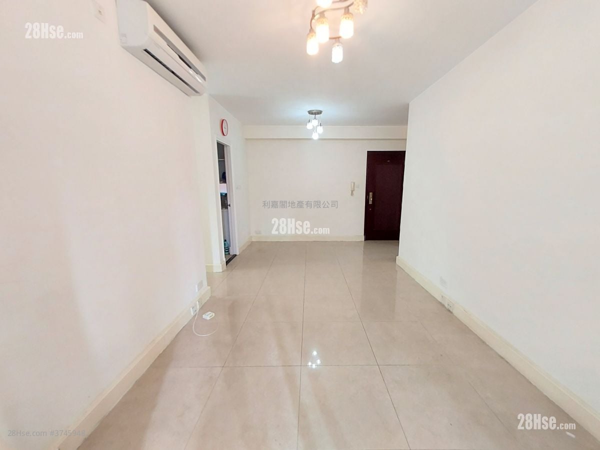 Metro Town Sell 3 Bedrooms , 2 Bathrooms 638 ft²