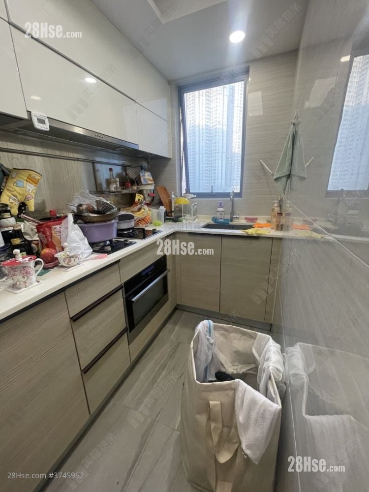 Twin Peaks Sell 2 Bedrooms 516 ft²