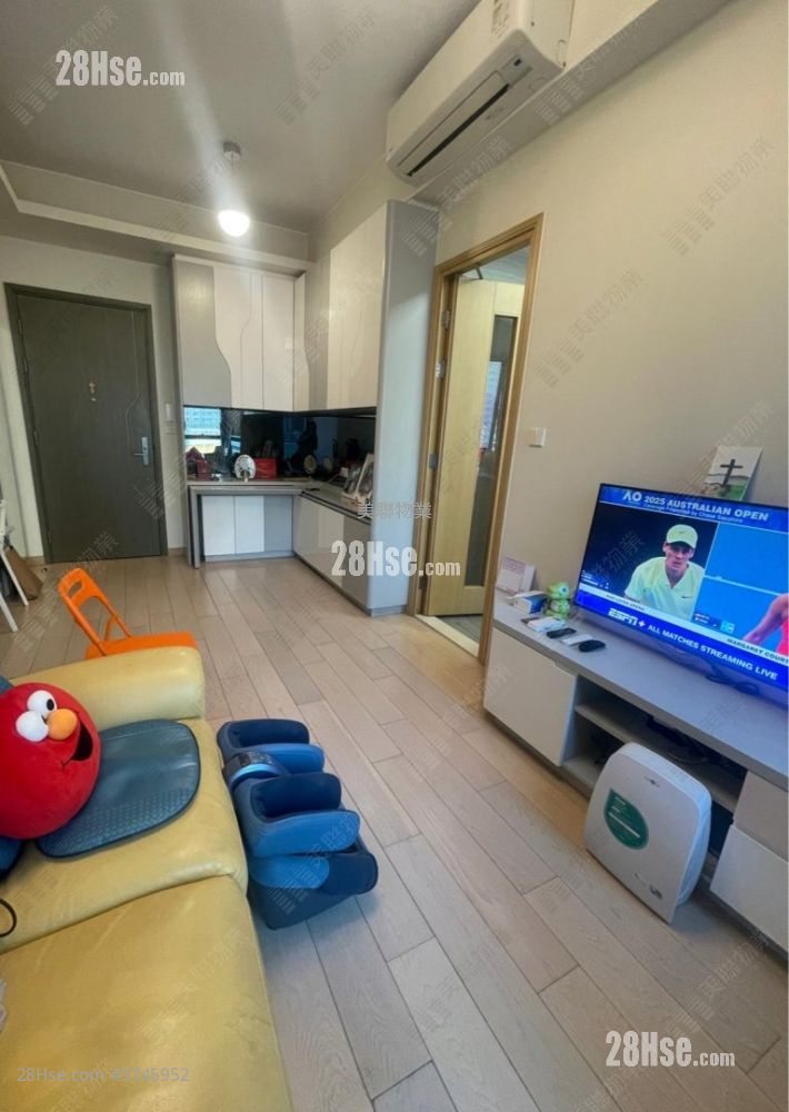 Twin Peaks Sell 2 Bedrooms 516 ft²