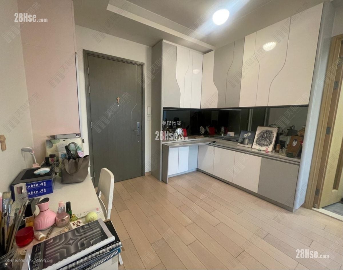 Twin Peaks Sell 2 Bedrooms 516 ft²