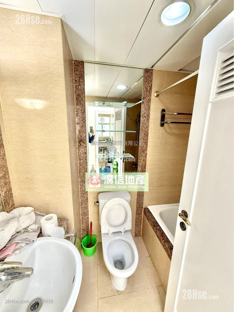 Billionnaire Luxe Rental 3 Bedrooms , 2 Bathrooms 620 ft²