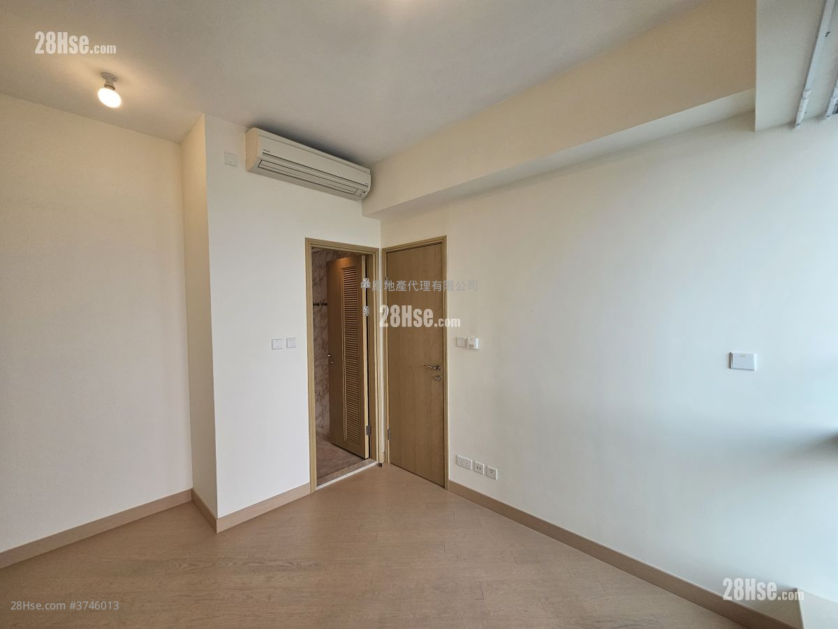 Grand Victoria Sell 3 Bedrooms , 2 Bathrooms 797 ft²