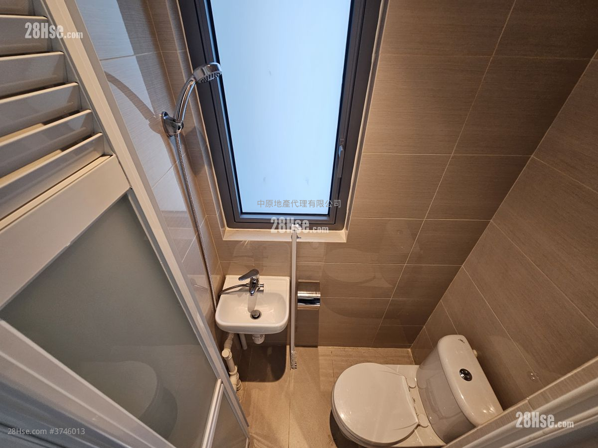 Grand Victoria Sell 3 Bedrooms , 2 Bathrooms 797 ft²