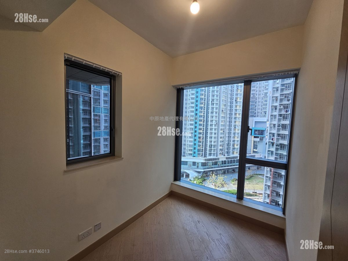 Grand Victoria Sell 3 Bedrooms , 2 Bathrooms 797 ft²