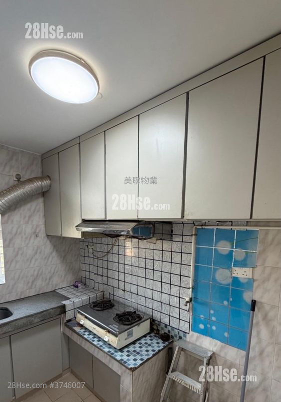 榮福中心 售盤 2 房 , 1 浴室 431 平方呎