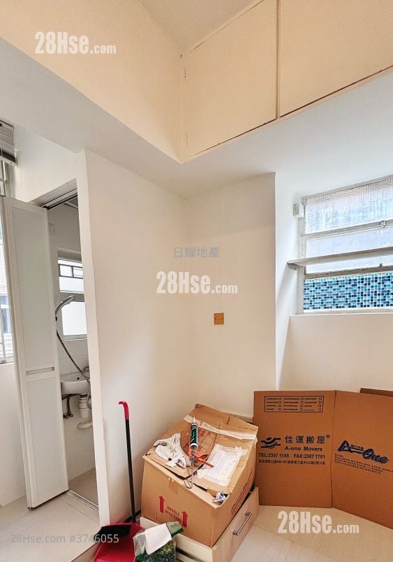 滿輝大廈 售盤 2 房 , 2 浴室