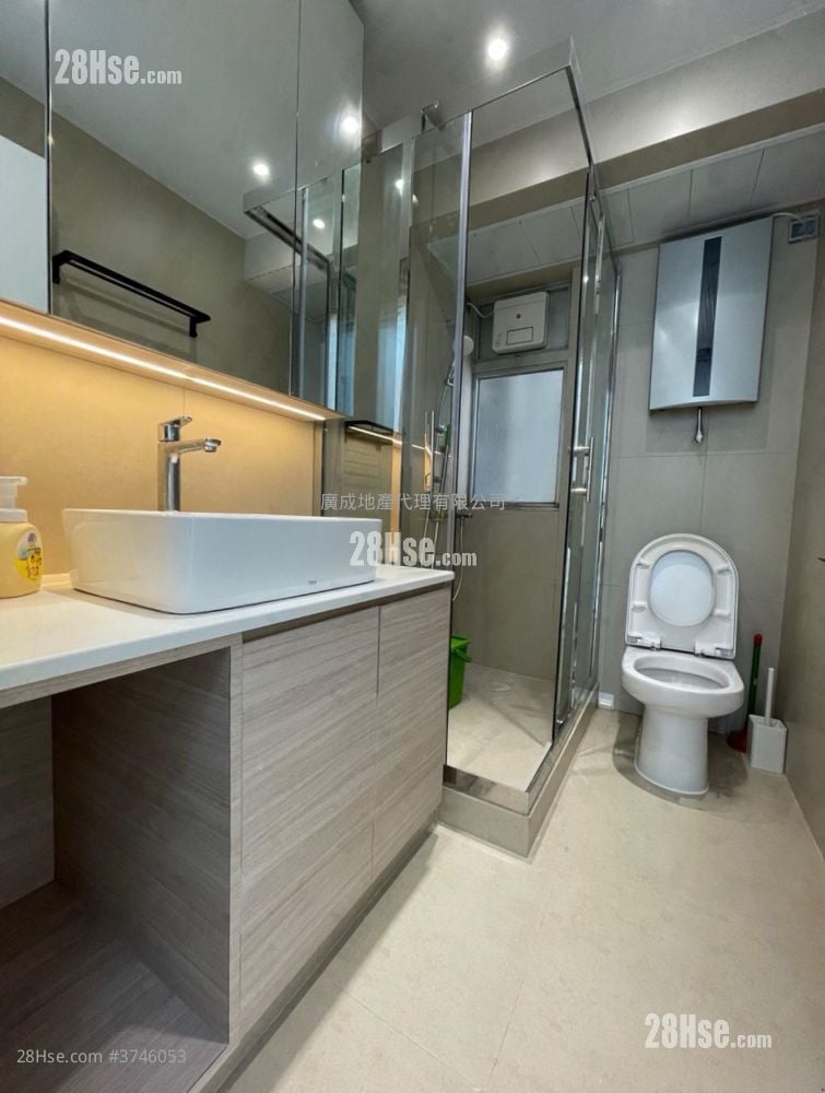 Laguna City Rental 3 Bedrooms , 2 Bathrooms 687 ft²