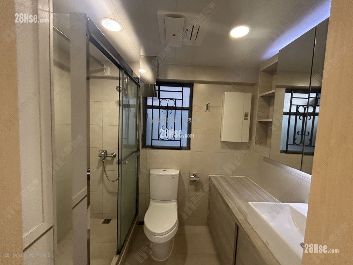 The Regalia Sell 3 Bedrooms , 2 Bathrooms 859 ft²