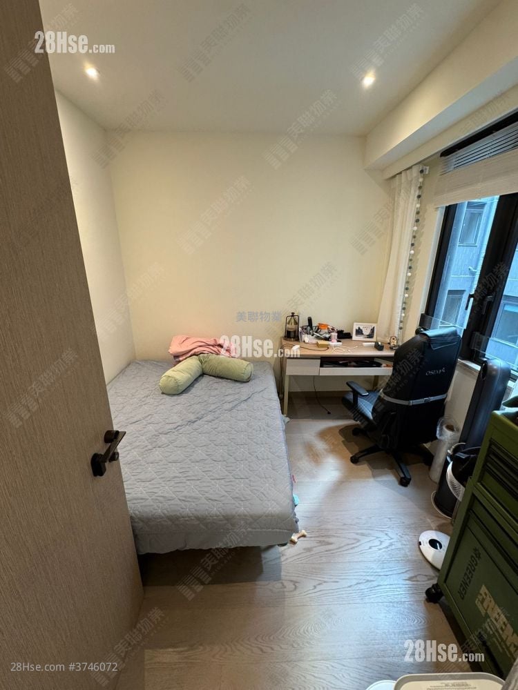 Villa Lucca Sell 3 Bedrooms , 3 Bathrooms 1,187 ft²