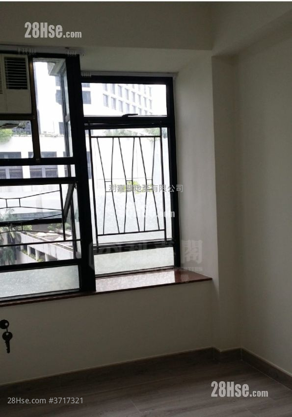 康怡花園 售盤 2 房 , 1 浴室 466 平方呎