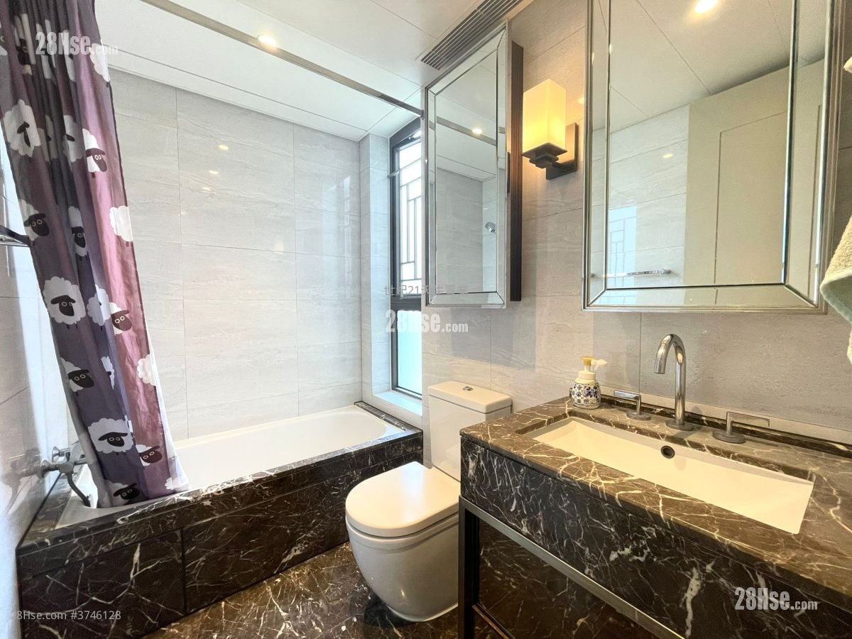 NAPA 售盘 3 房 , 2 浴室 816 平方尺