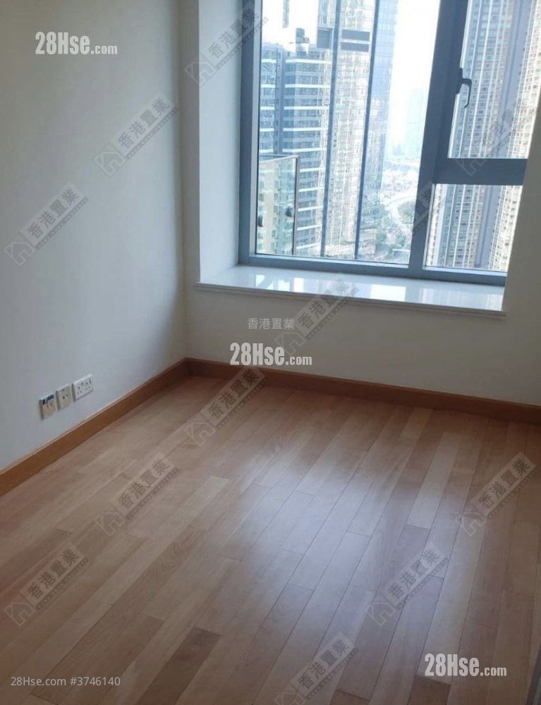 君临天下 售盘 3 房 1,051 平方尺