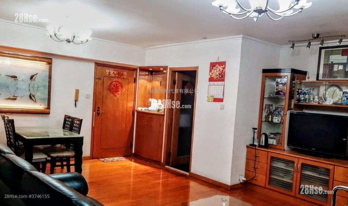 海峯園 售盤 3 房 , 2 浴室 817 平方呎