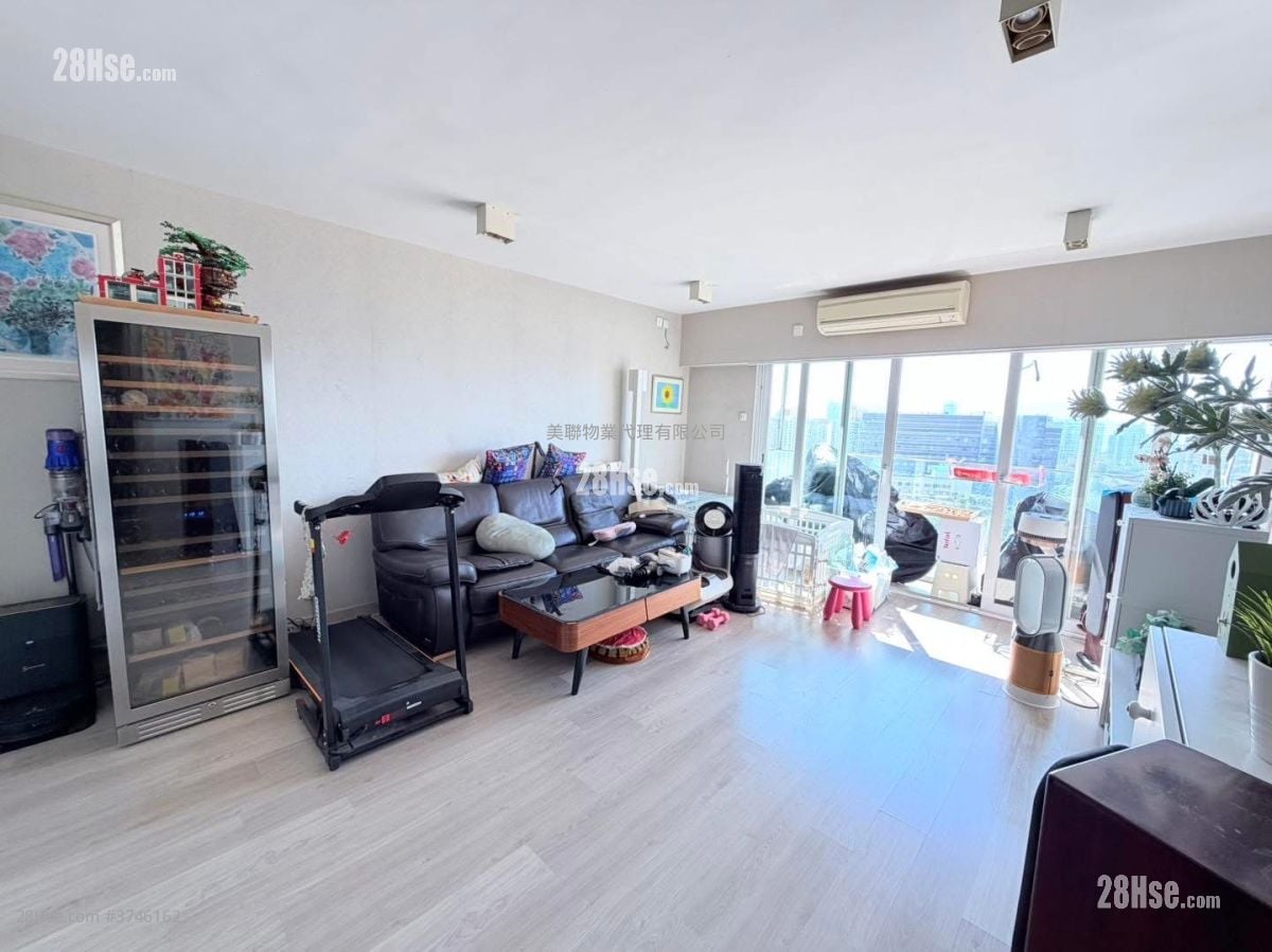 Beacon Heights Sell 3 Bedrooms , 2 Bathrooms 1,126 ft²