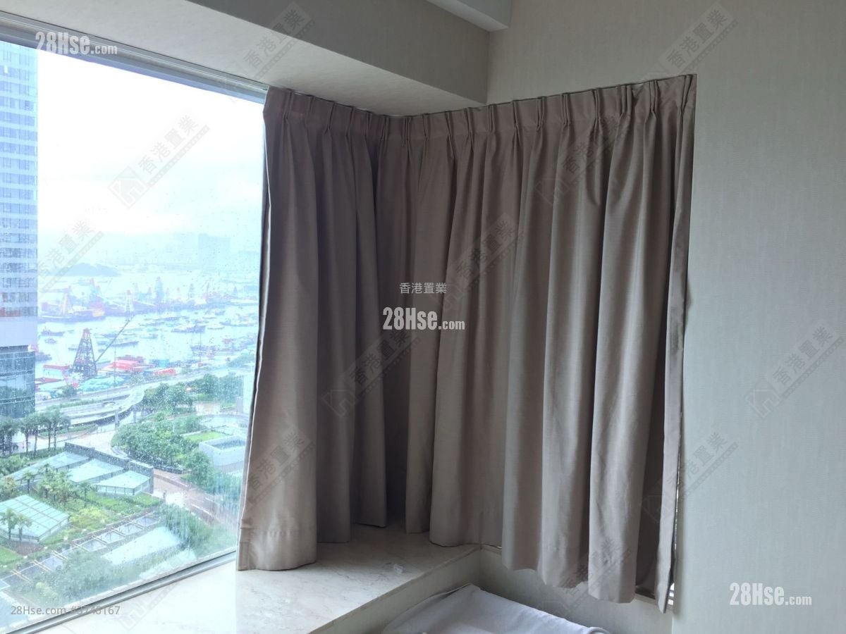 漾日居 售盘 3 房 1,076 平方尺