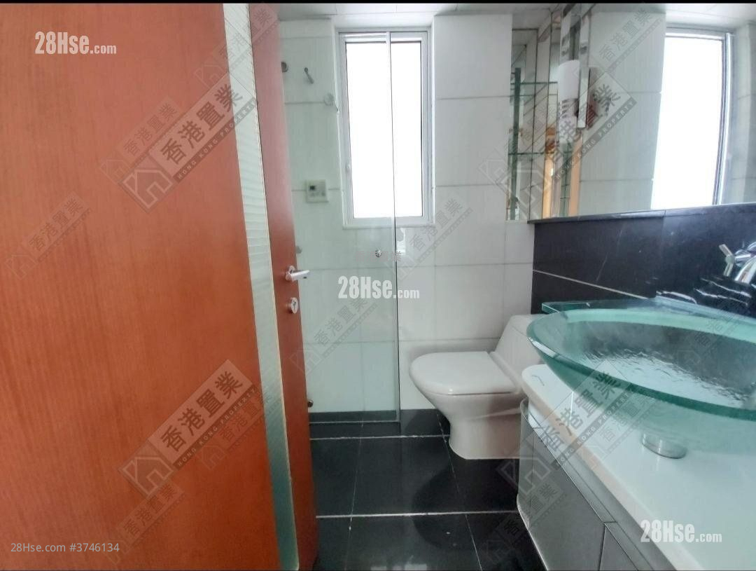 君临天下 售盘 2 房 794 平方尺